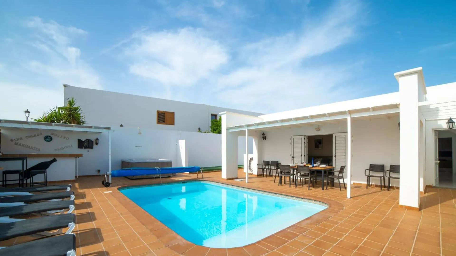 Grace Amelia Villa Puerto del Carmen  0*, Puerto del Carmen (Lanzarote) Spain